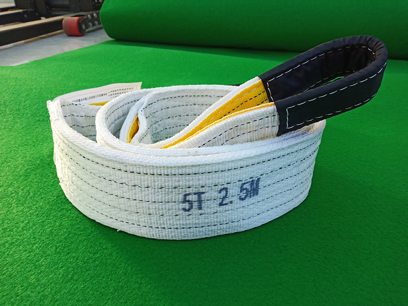 白色吊裝帶夏季使用頻率低的原因